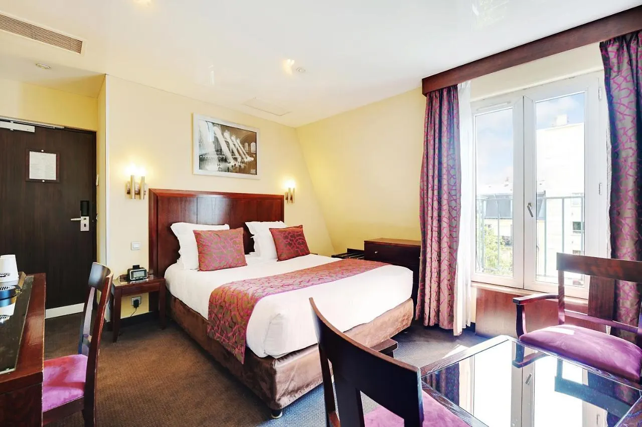 Hotel Grand Francais 3*