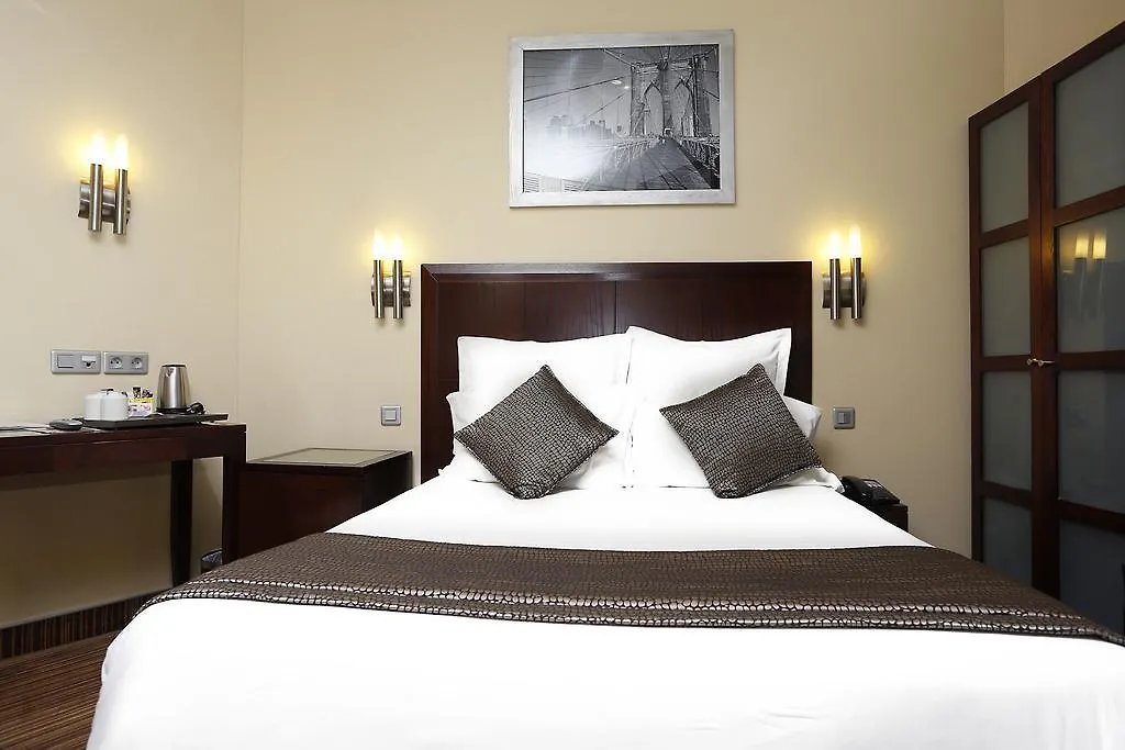 Grand Francais Hotel 3*
