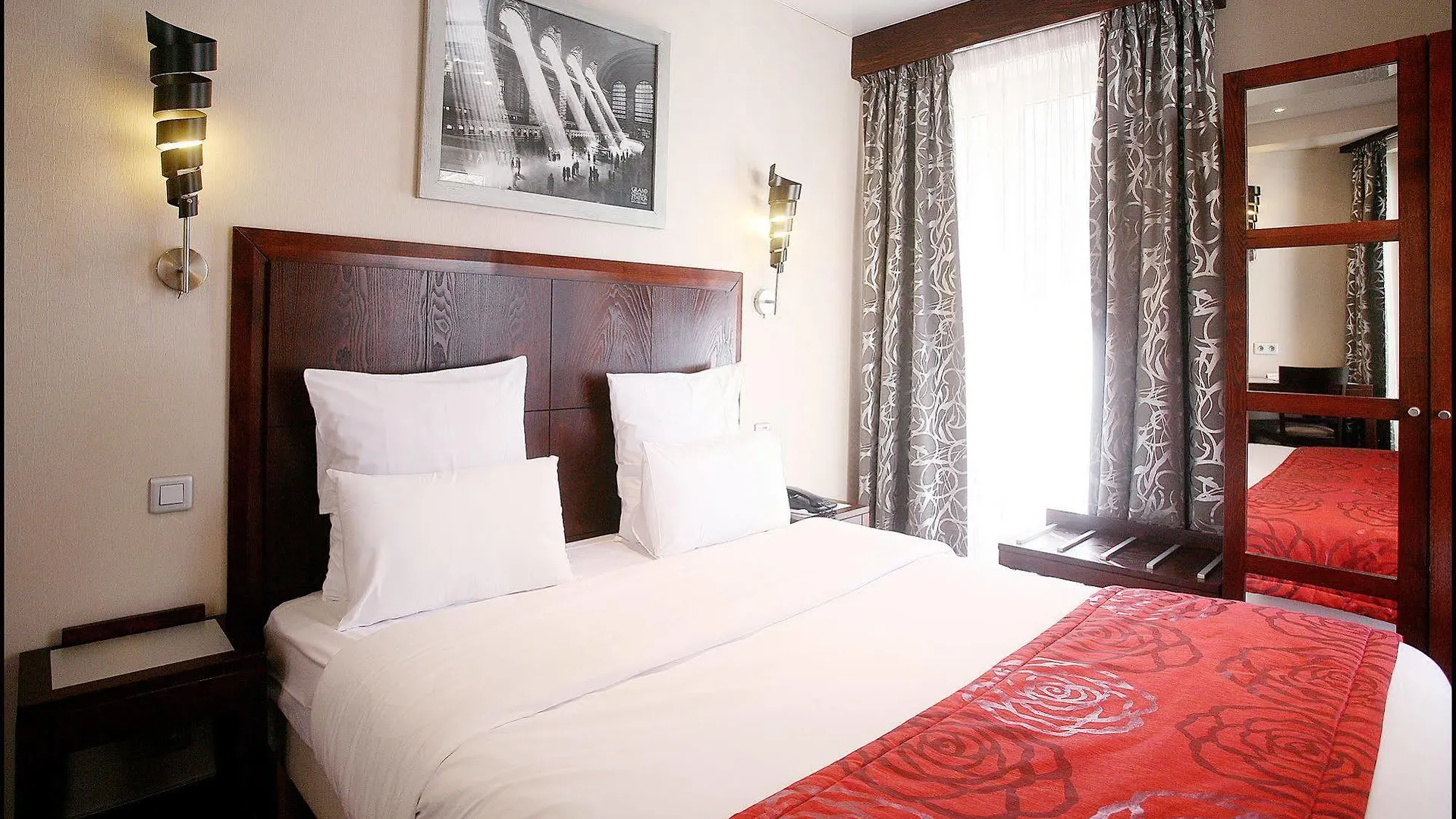 Hotel Grand Francais 3*