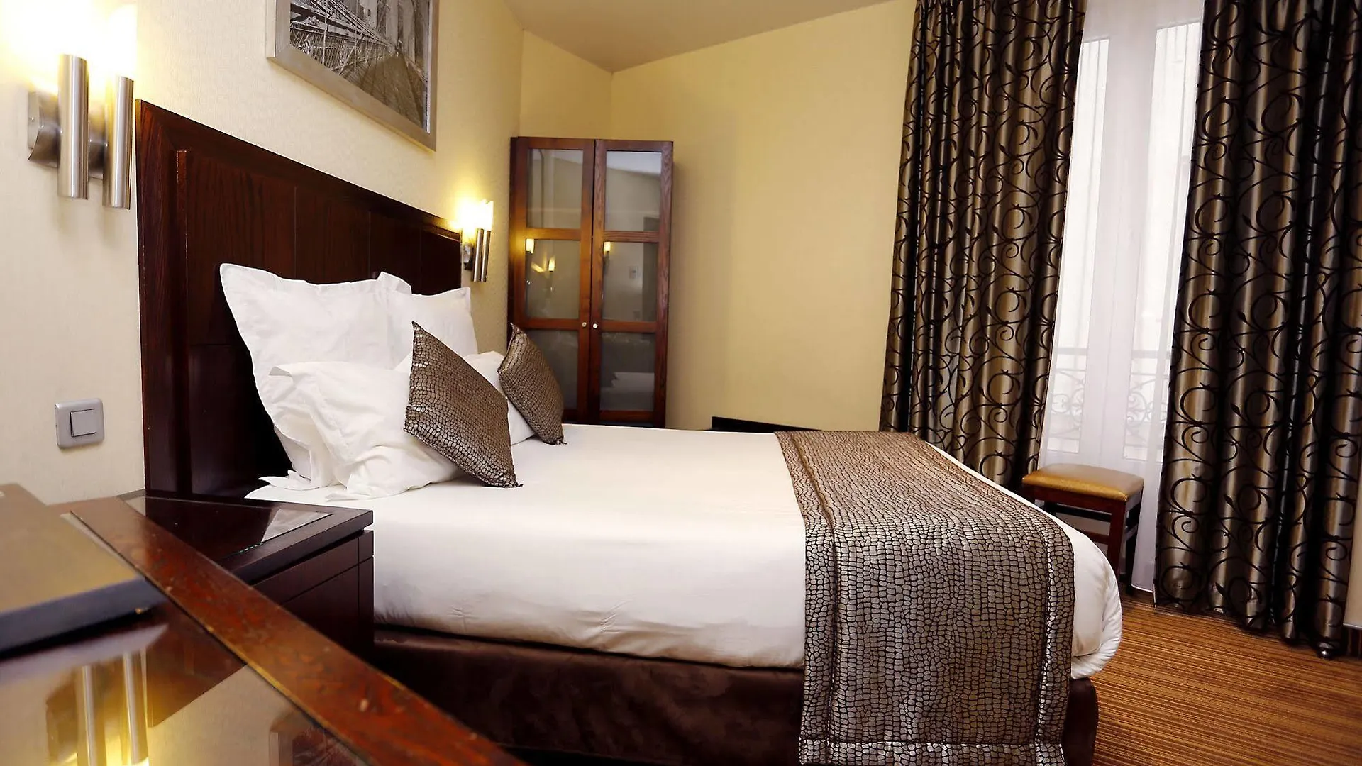 Grand Francais Hotel
