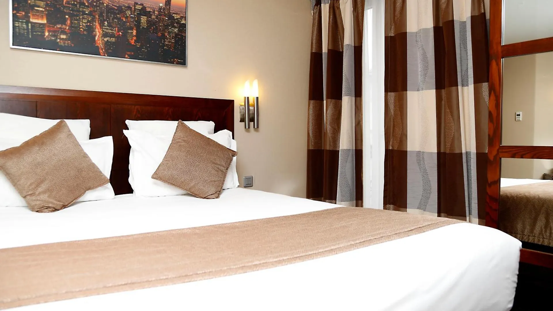 Grand Francais Hotell 3*